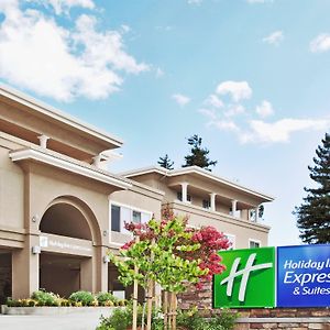 Holiday Inn Express Hotel & Suites Santa Cruz, An Ihg Hotel